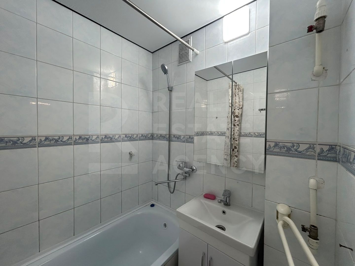 Chirie, apartament 3 camere 70 mp, str. Mihail Lomonosov, Centru - Poză 20