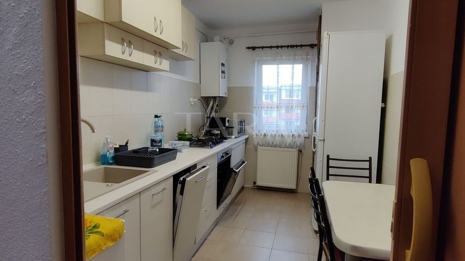 Apartament spațios cu 4 camere, zona Kaufland - Poză 2