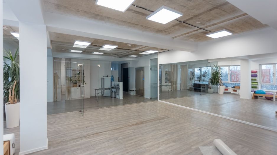 Spațiul comercial/ oficiu  spre chirie - Poză 1