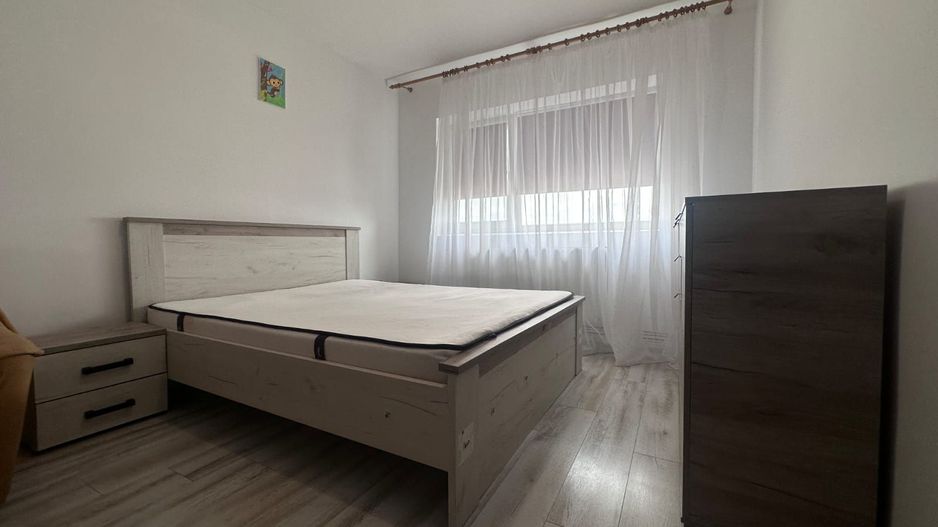 Renovat! Inchiriere apartament cu 2 camere in micro 4 - Targoviste - Poză 3