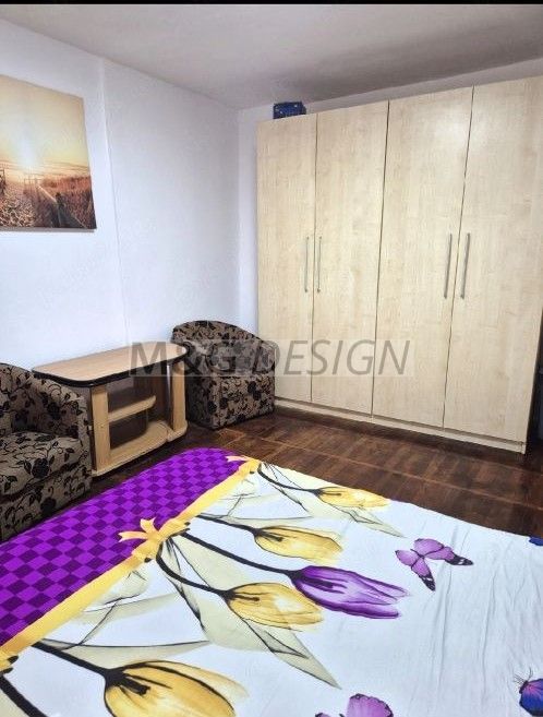 Garsoniera zona Blascovici  etaj 4 cu acoperis - Poză 3