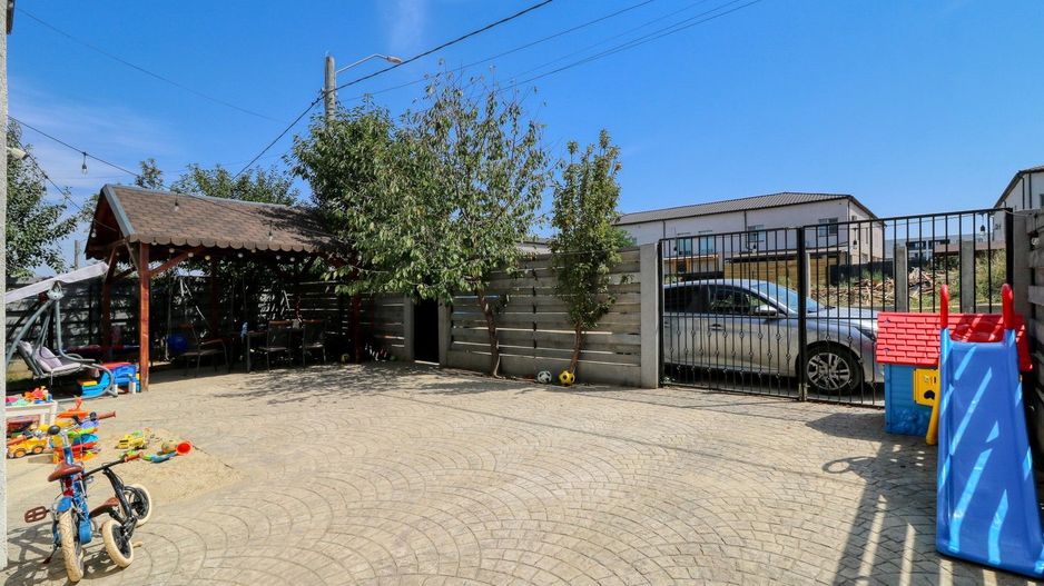 Tunari- Vilă individuală -4 camere si gradina- - Poză 2