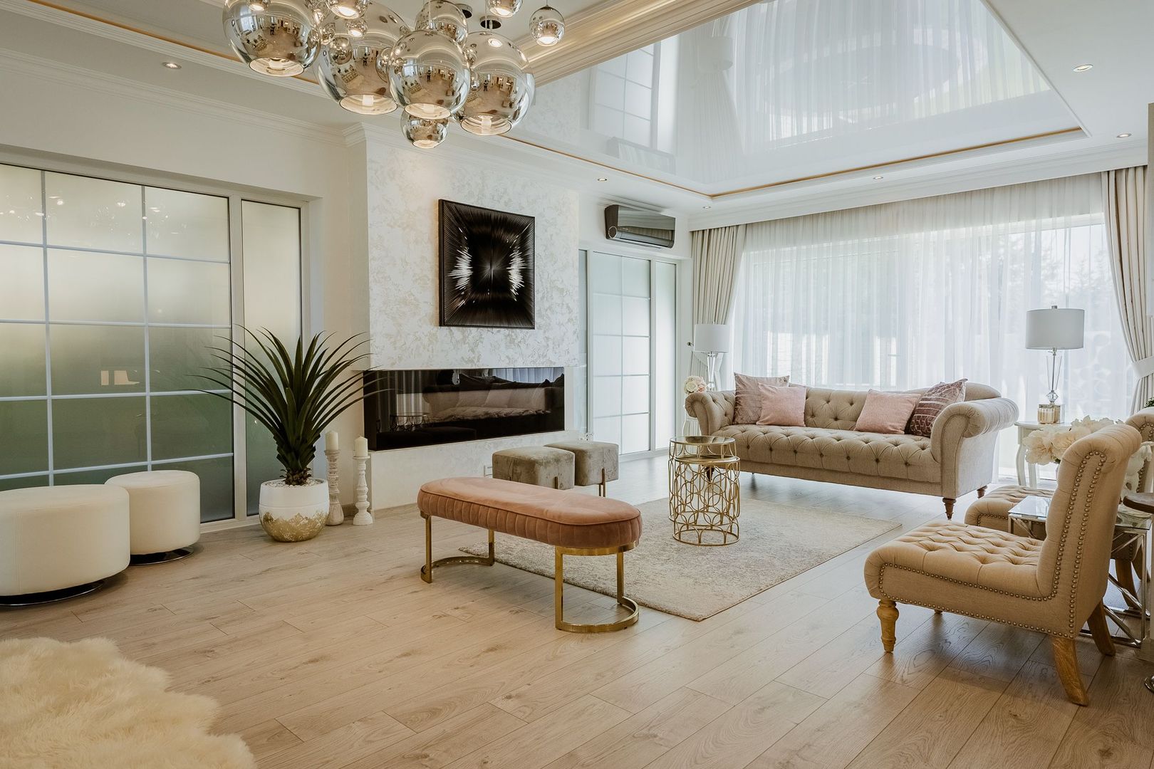 Vilă ultramodernă cu piscină - Poză 5