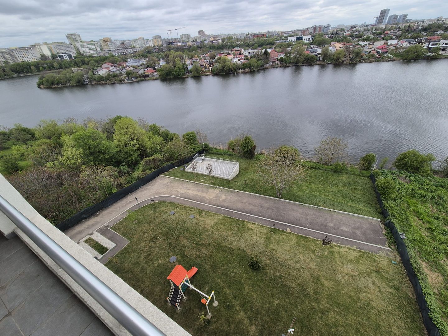 3 CAMERE VEDERE SUPERBA SPRE LAC BLOC NOU FINALIZAT TERASA GENEROASA - Poză 19