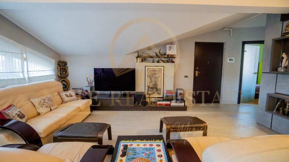 Inel II -Dezrobirii -  Vanzare apartament cu 4 camere - Poză 3