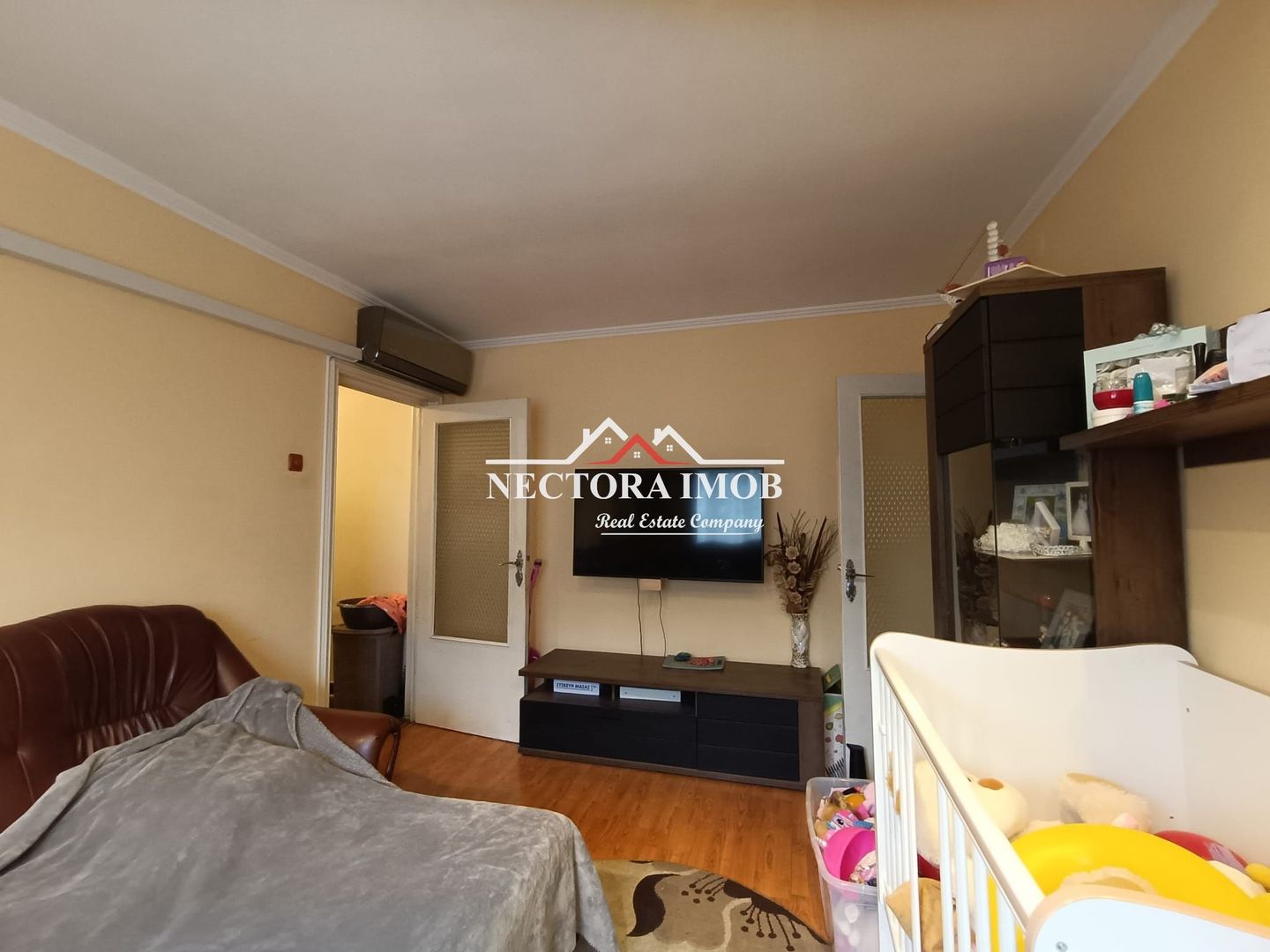 NECTORA IMOB-Apartament 3 camere, Zona Nufarul, 51 mp, Etaj 2, Utilat - Poză 2