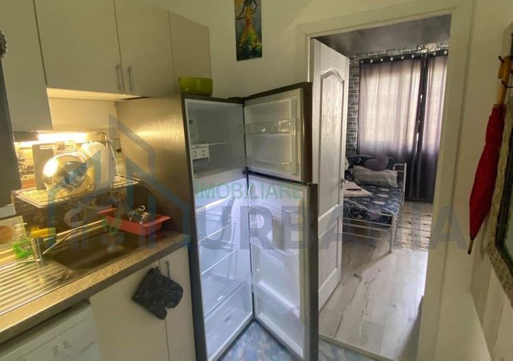 Garsoniera Piața Nicolina - Poză 3