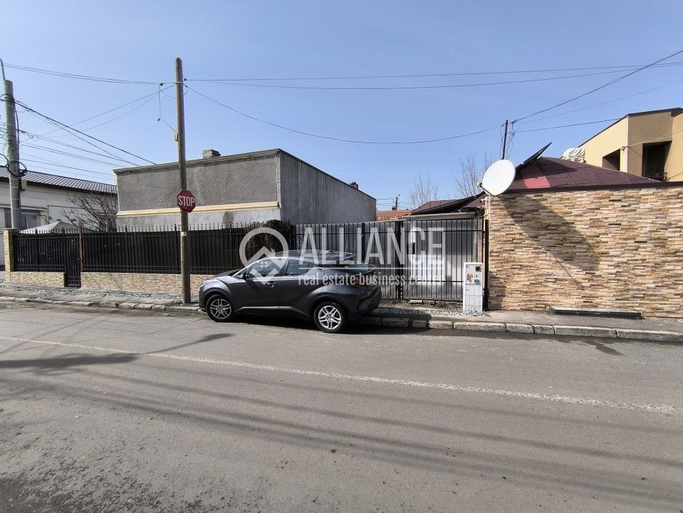 BRATIANU 2 COCOSI(COD03) - Casa si curte cu utilitati incluse ! - Poză 24