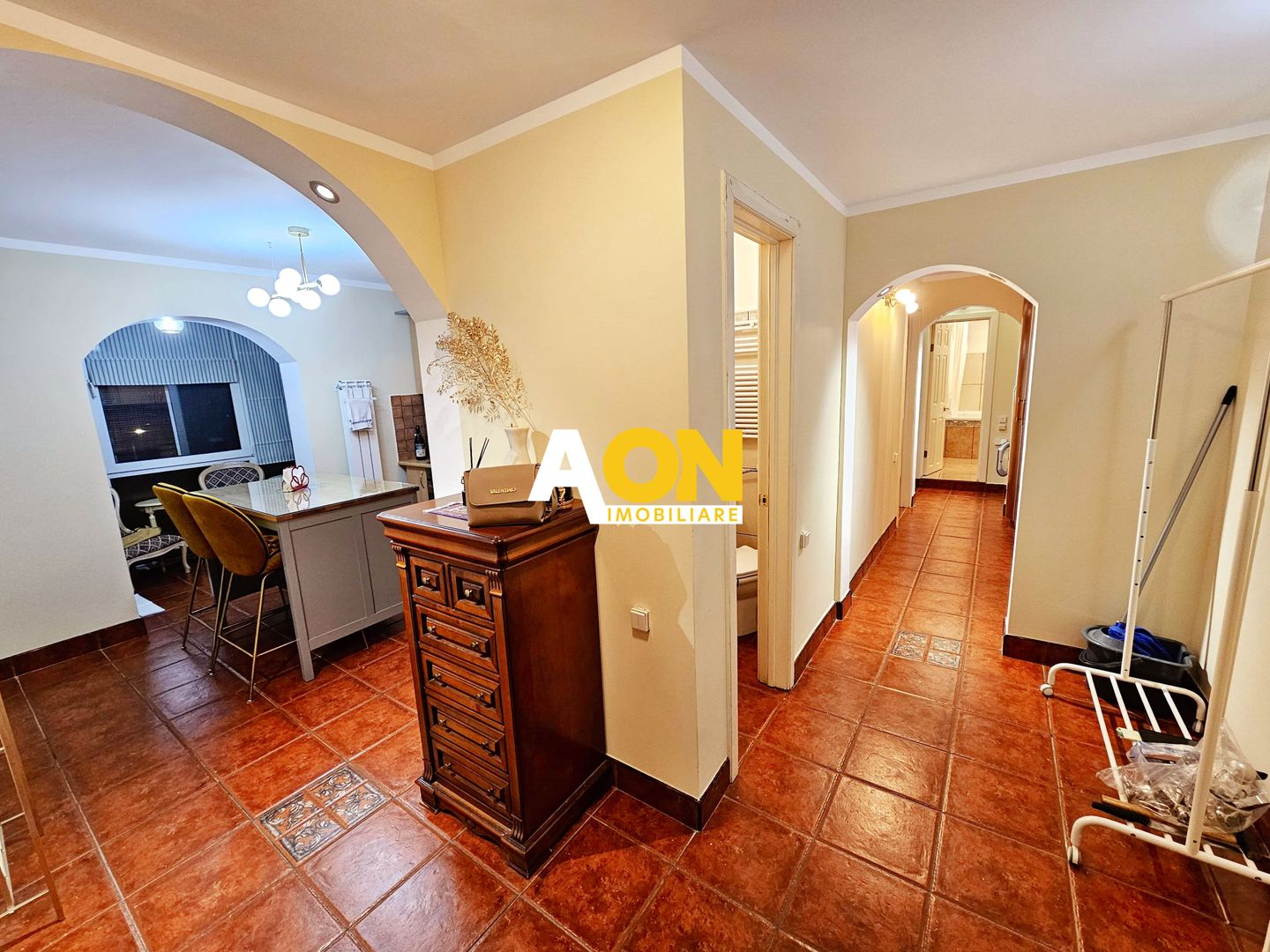 Apartament de vanzare, 3 camere, Alba Iulia - Poză 3