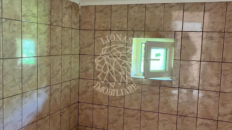 Apartament 4 camere-curte-parcare-balcon-Zona Valea Budacului - Poză 7