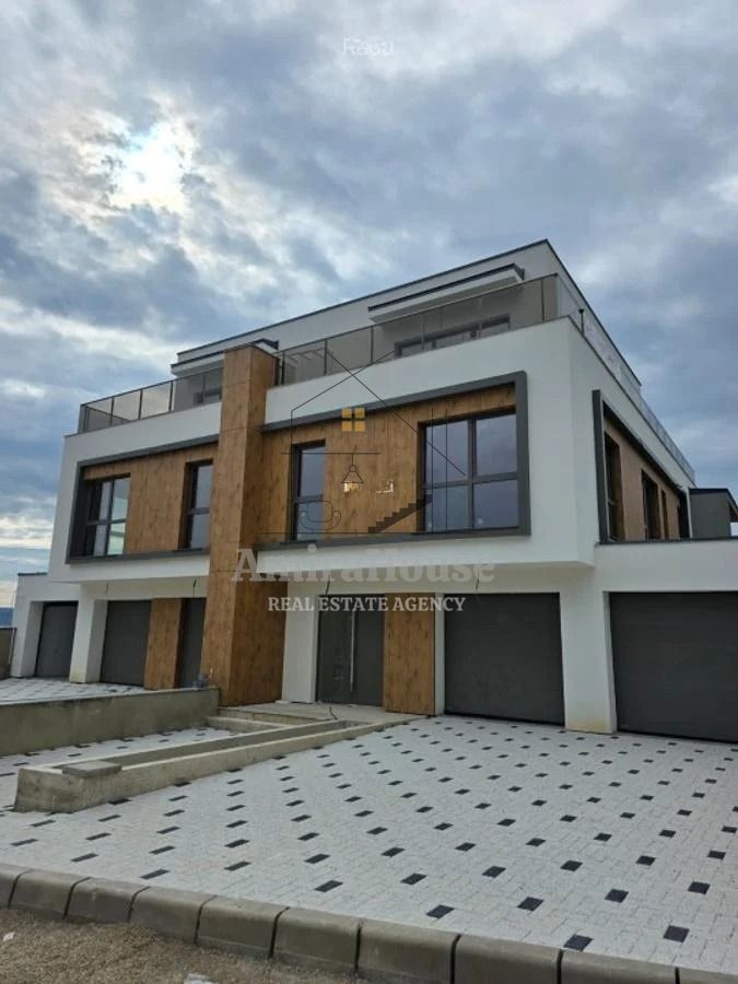 De vanzare doua unitati locative Duplex zona Iris - Poză 8