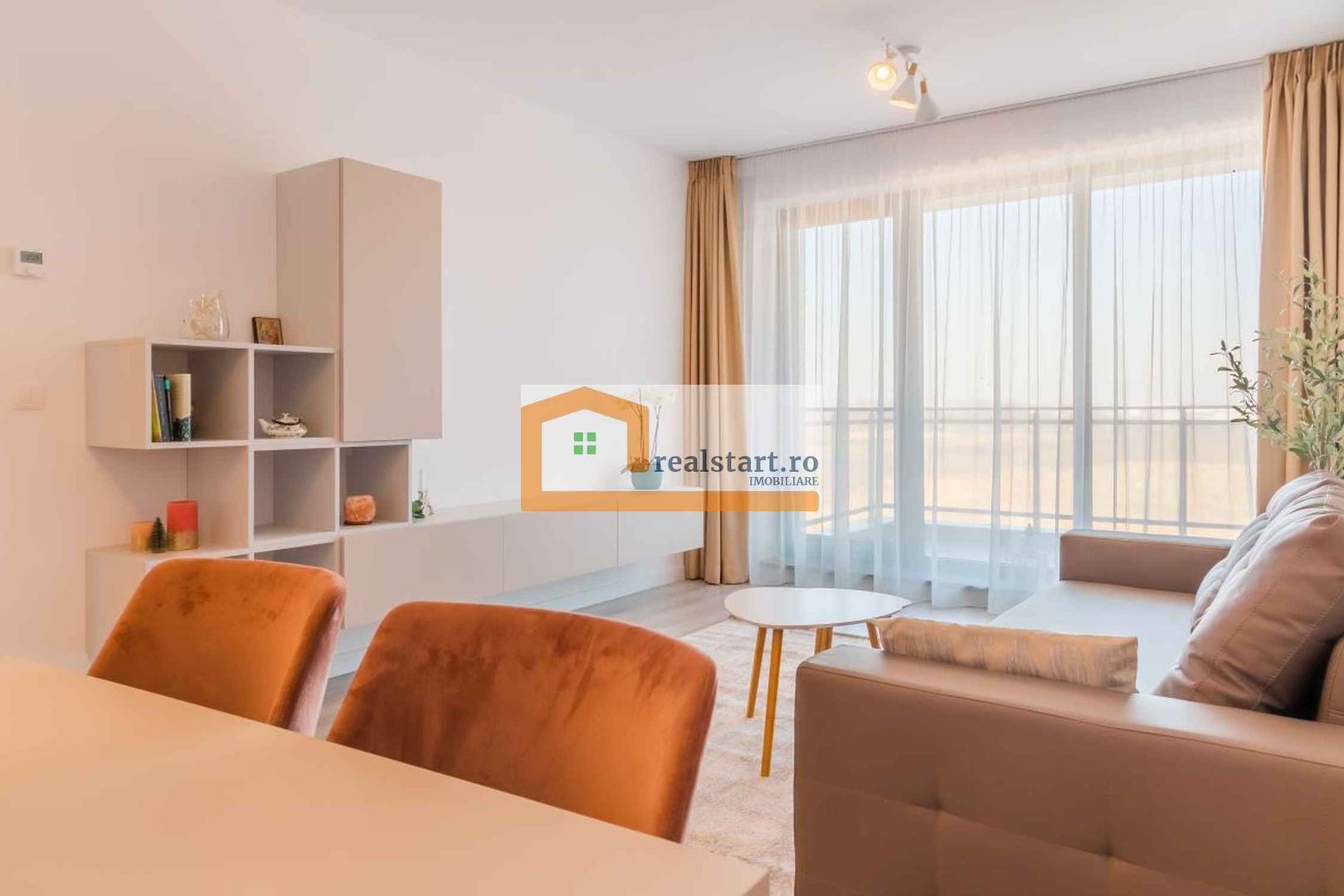 Langa Scoala AvenorVedere directa Padure Baneasa - parcare - Poză 2