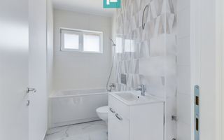 Apartament unicat cu 3 camere în Via Carmina - Poză 11