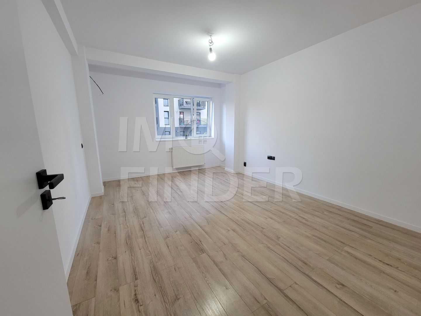 Vanzare apartament 3 camere, parcare, zona FSEGA, Iulius Mall - Poză 3