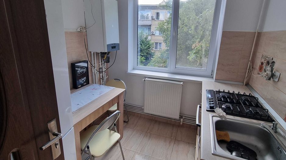 De inchiriat apartament 2 camere ultracentral - zona Fata pe Valuri - Poză 2