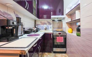 Casă de vânzare 2 camere  Mansarda + Pivnița - Belvedere - Poză 8