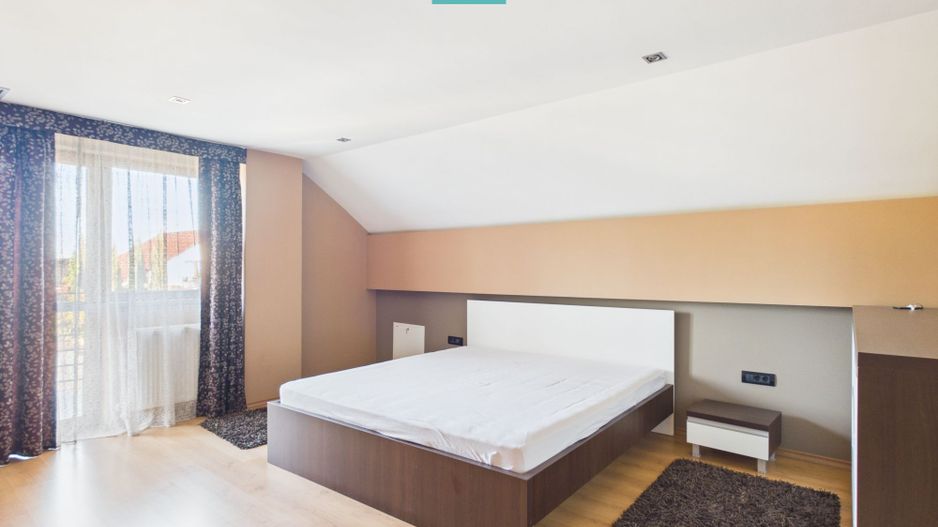 Casă de vânzare- 490 mp in Grigorescu /Oradea - Poză 7