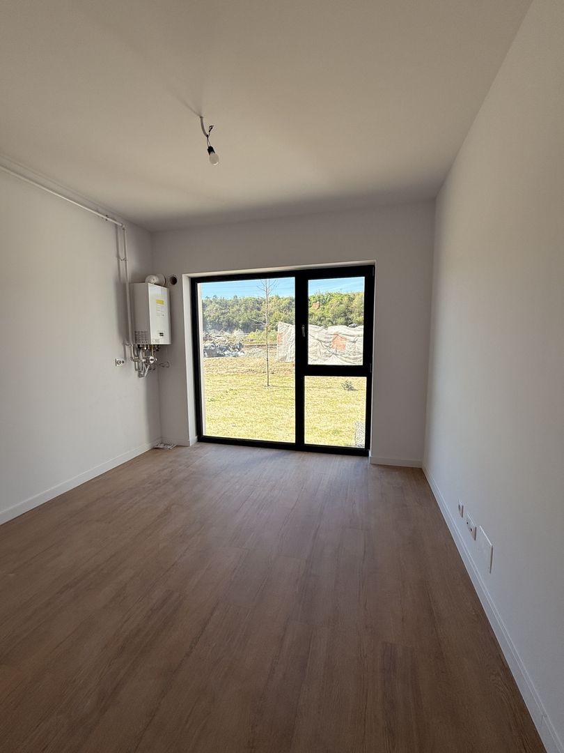 🏡 Apartament finisat premium cu terasă și priveliște liberă 🌿 - Poză 1