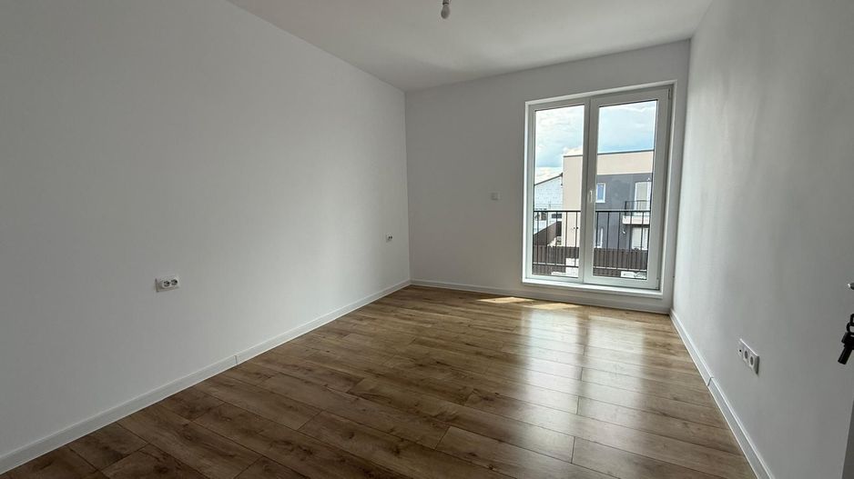 Casa/Vilă P+1 cu 4 camere de vânzare - Sânpetru - Poză 18