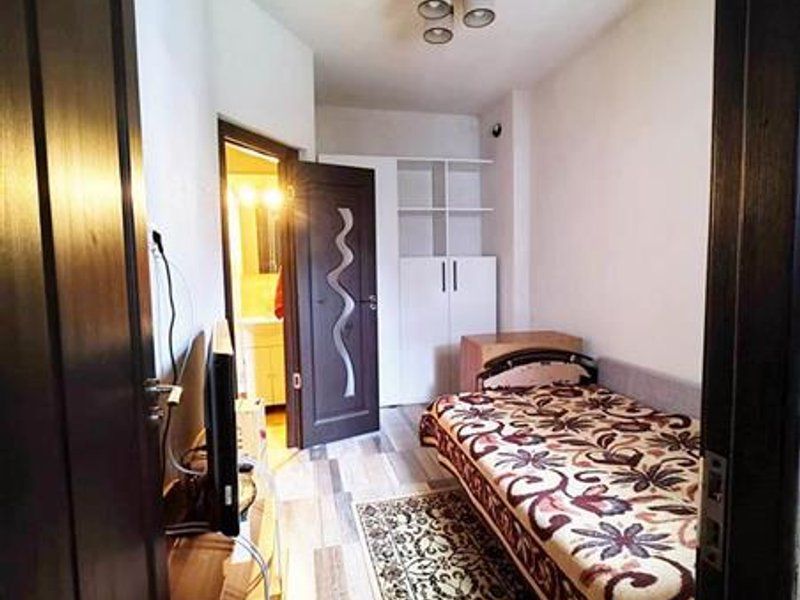 Casa cu spatiu comercial  si teren in zona Afi - Poză 12