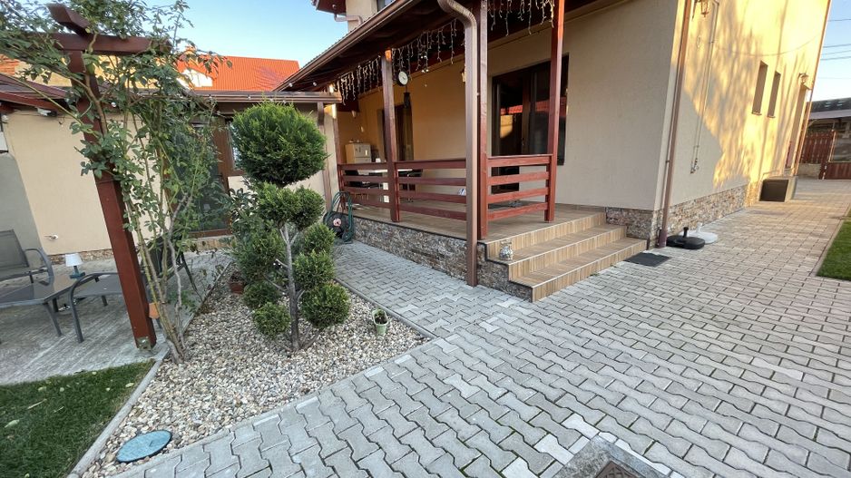 Casa moderna, frumos amenajata in zona Bogdanestilor - Poză 30