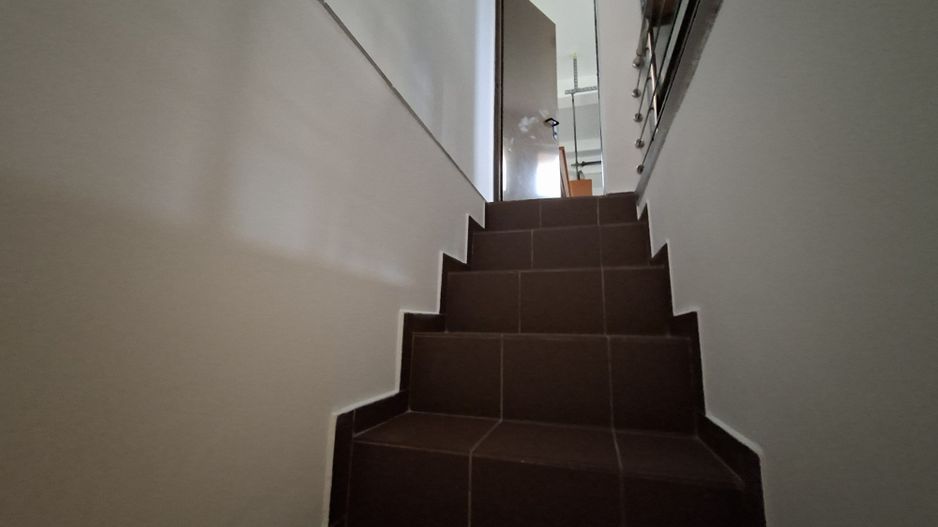 Vilă luminoasă I Gradina mare si loc de joacă privat I Iancu Nicolae - Poză 16