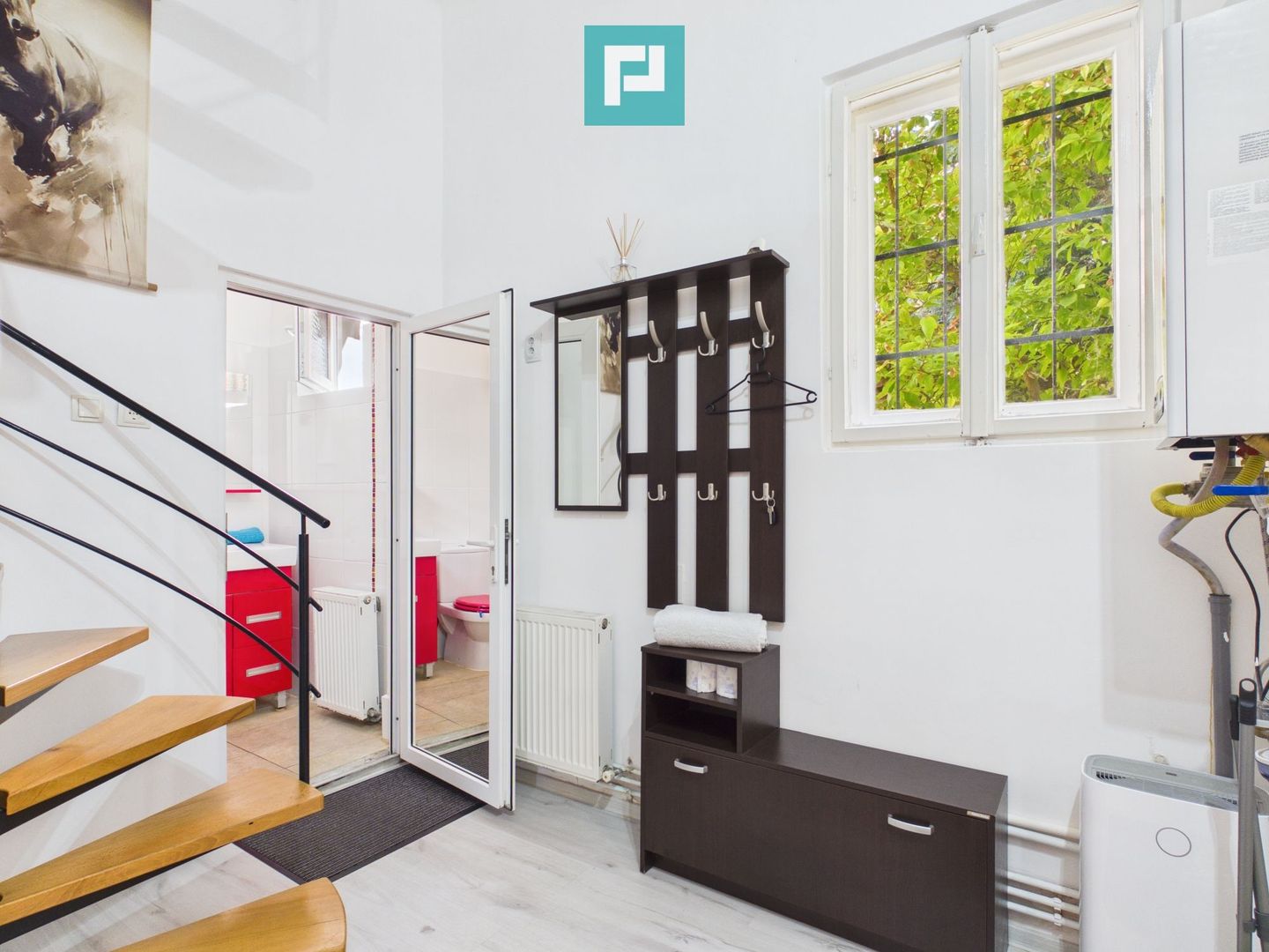 Apartament două camere decomandat ultracentral - Poză 3