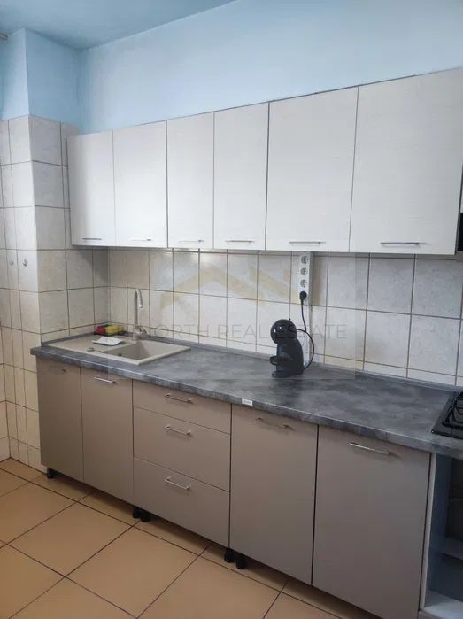 Apartament 3 camere de închiriat Apărătorii Patriei, ideal birou sau locuință - Poză 1