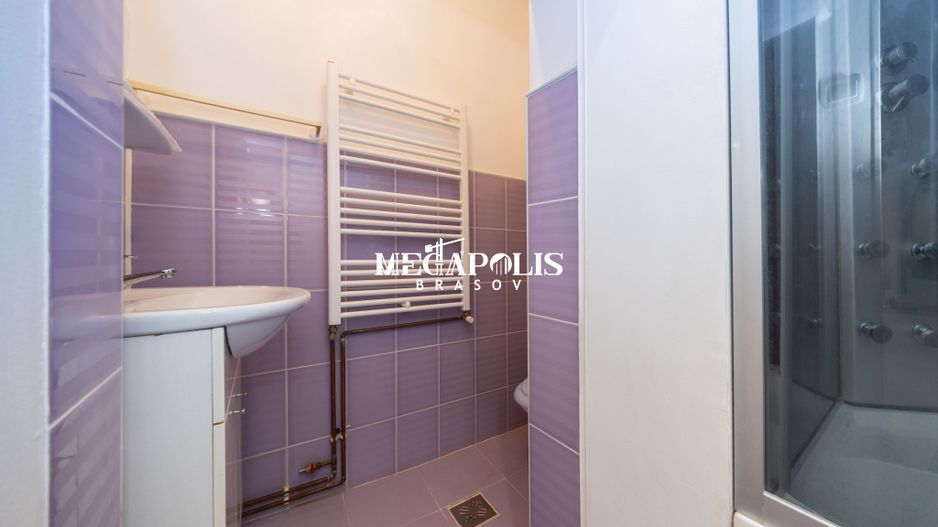Apartament 2 camere | Piața Sfatului – Centrul Istoric | 50 mp - Poză 12