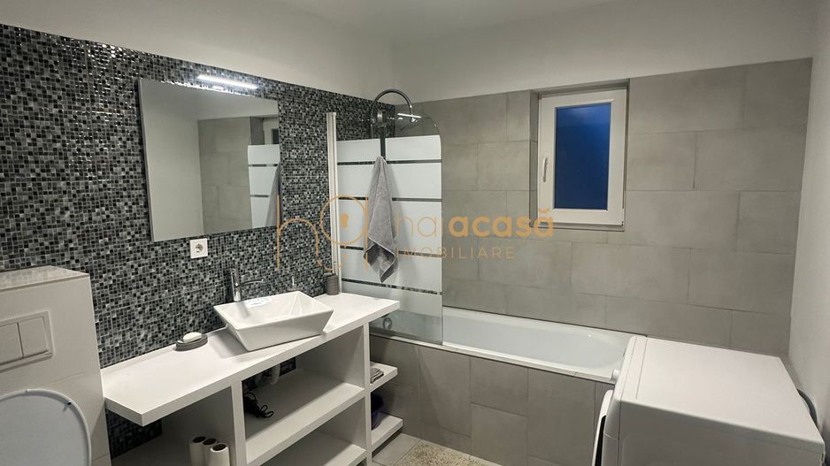 Apartament de vanzare 3 camere 61 mp Sesul de sus - Poză 13