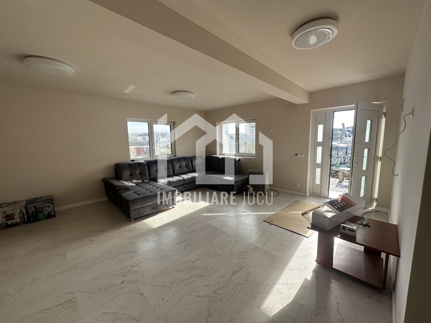 Casă individuală finisată, curte 780 mp – Jucu de Mijloc - Poză 3