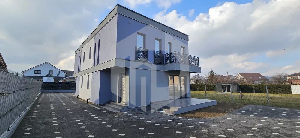 Casa tip duplex - Stil Mediteranean - 118mpu - Teren 220mp - Cristian - Poză 1