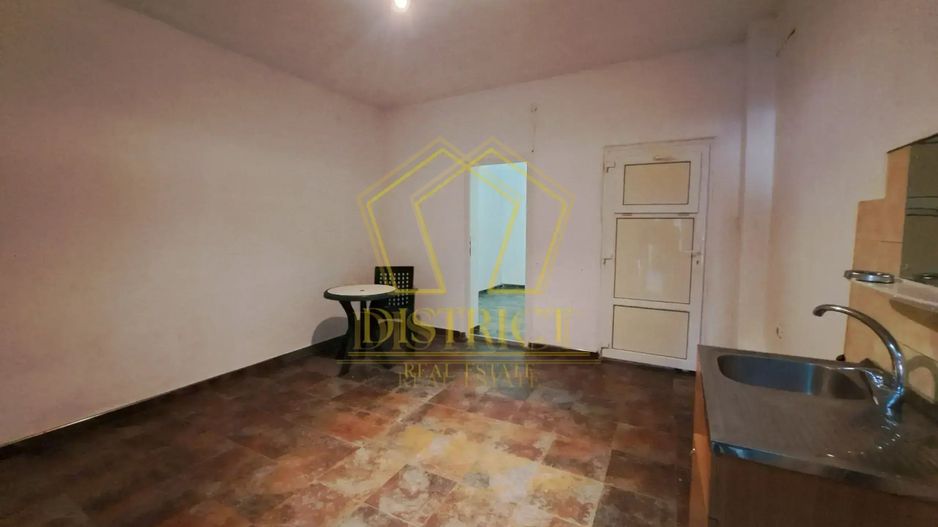 Spatiu comercial 4 incaperi I Fabric - Poză 5