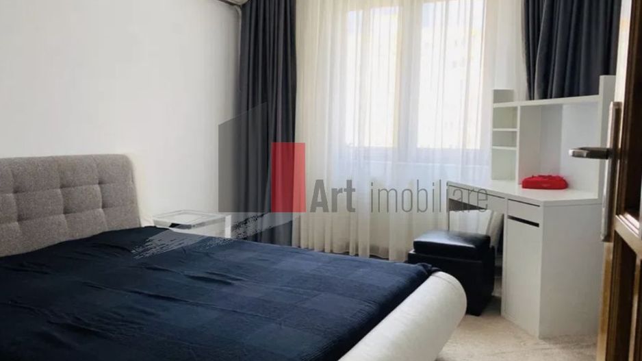 APARTAMENT DE 4 CAMERE  BARCA - Poză 6
