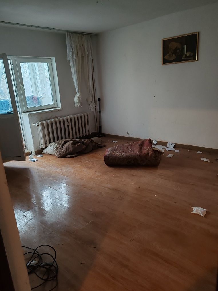 APARTAMENT  DECOMANDAT ZONA VITAN - Poză 6