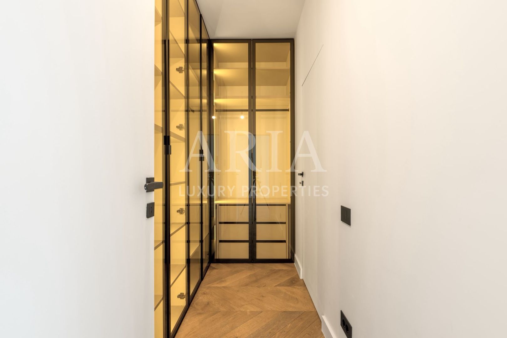 Vilă contemporană premium | Design arhitectural de excepție | Piscină privată | - Poză 21