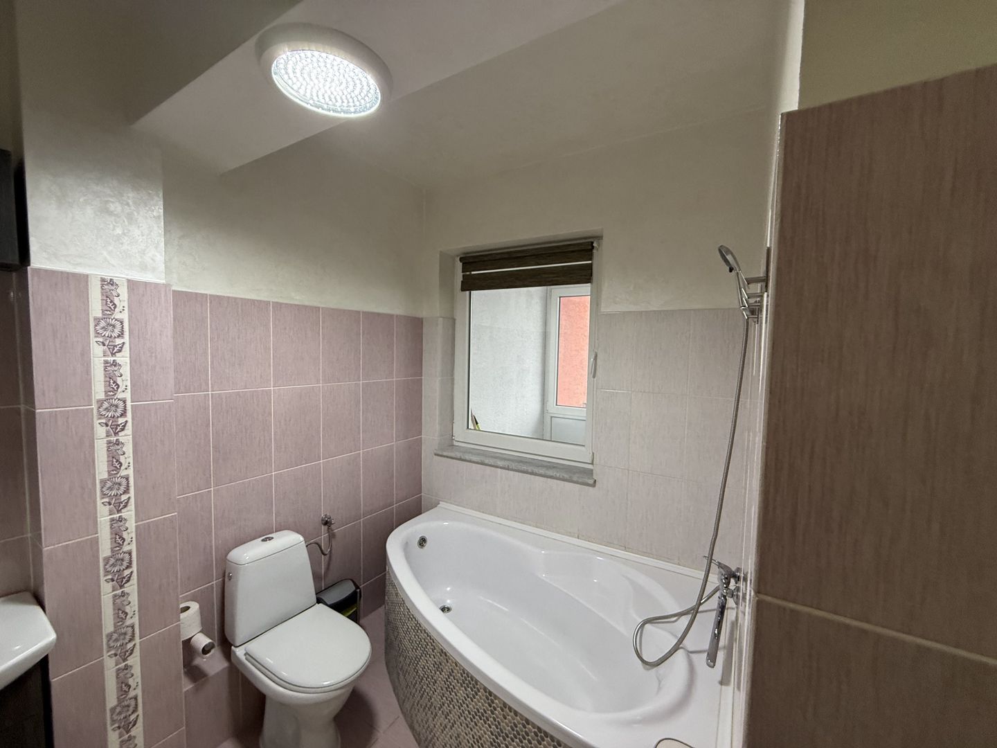 🏢 Apartament 2 camere de închiriat | 55 mp | Zonă centrală 🏢 - Poză 8