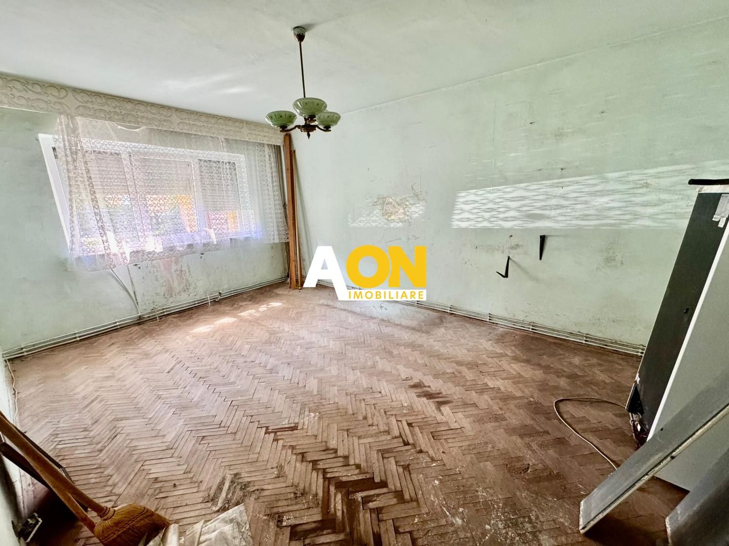 Apartament 2 camere de vânzare | 50 mp | Parter | Zona Cetate - Poză 6