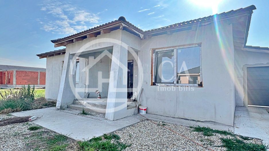 Casa de vânzare cu 4 camere in Santandrei, Bihor - Poză 1