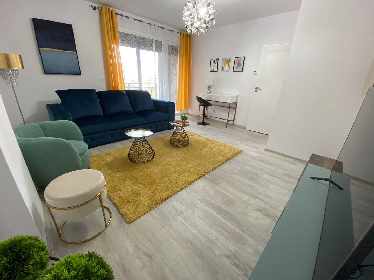 Apartament  langa British - Poză 2