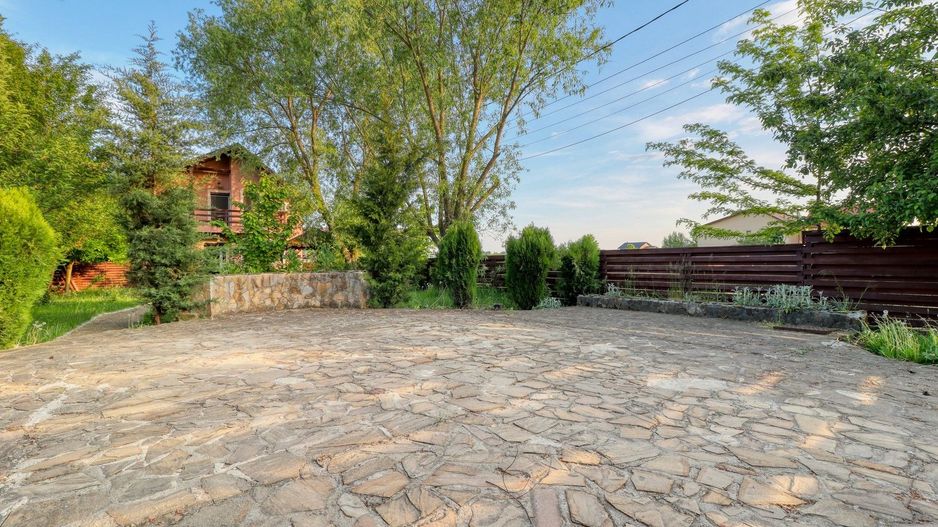 Vila individuala cu 589 mp teren, foisor si gradina superba | Darza - Poză 2