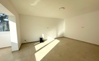 Apartament cu 4 camere decomandat | Etaj 1 | Complexul Studentesc - Poză 2