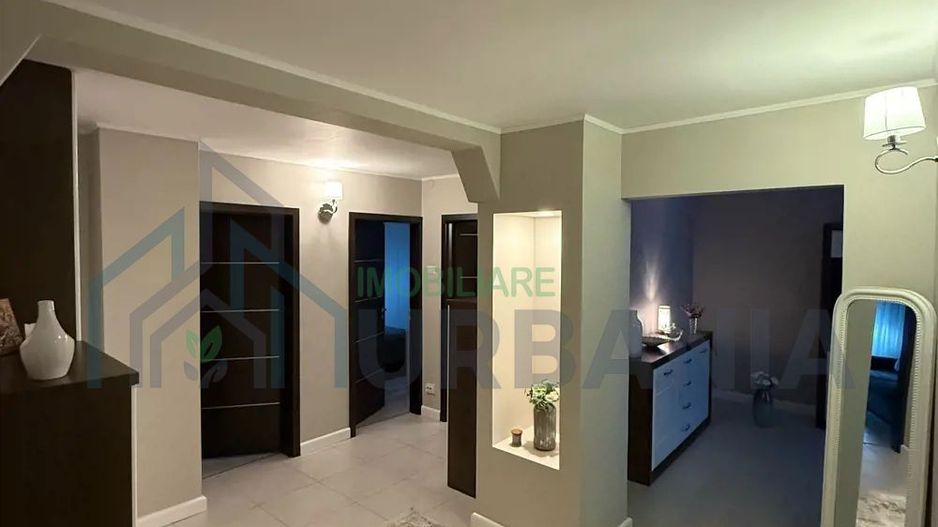 Vând apartament- 3 camere, Lunca Cetațuii - Poză 1