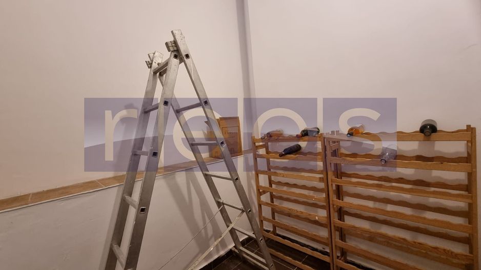 VANZARE- 9- CAMERE (S+P)- VILA -COTROCENI - Poză 41