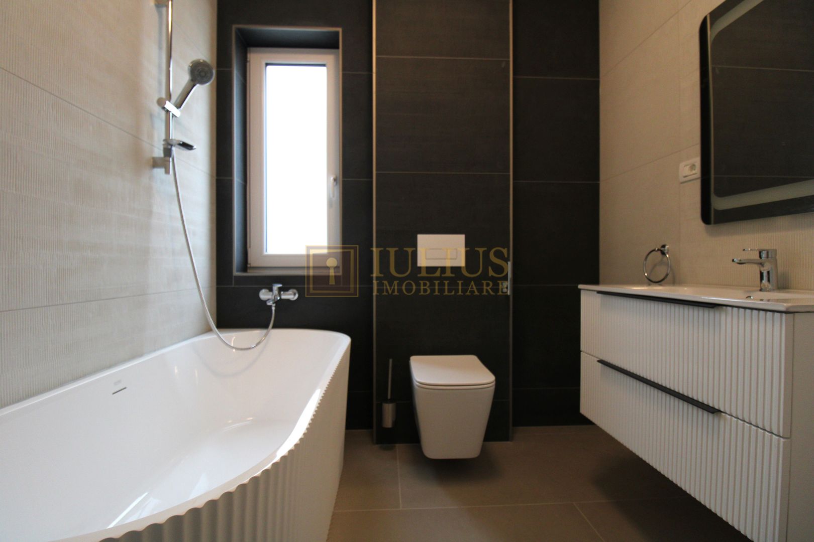 Oferim spre inchiriere in zona M.City Mall - Moșnița Nouă. - Poză 17