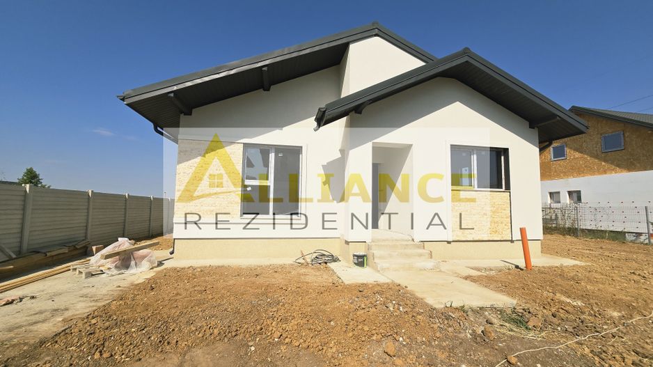 Casa parter-410mp teren-beci-pod-geamuri tripan-placa de beton - Poză 1