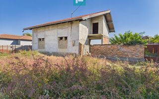 Casă la roșu cu 4 camere de vânzare - Poză 3