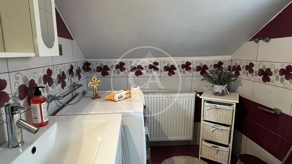 Casă de vânzare tip duplex cu 4 camere în Nojorid, Oradea. - Poză 14