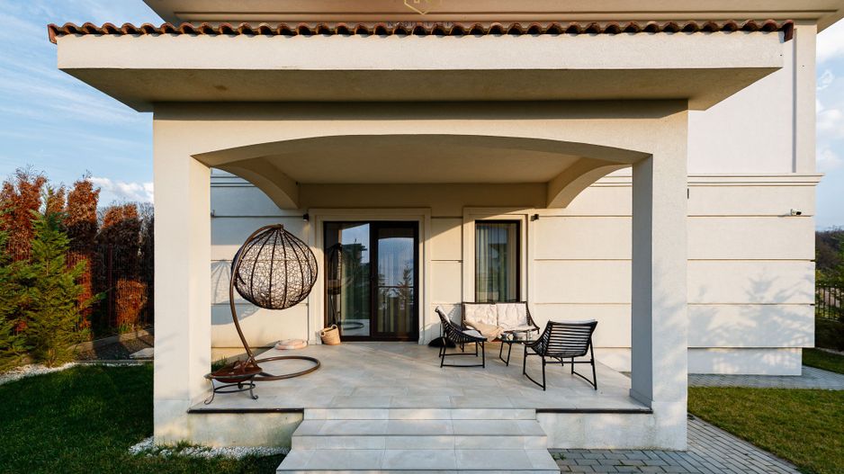 Casa Superba cu Garaj | 4 dormitoare | Liziera Padurii, Central | Com0 - Poză 3