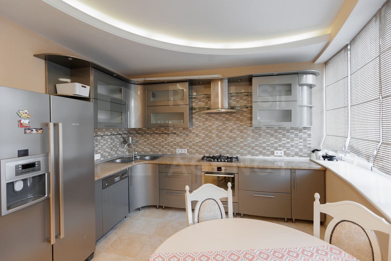 Chirie casă, 4 camere, str. Vasile Alecsandri, Centru - Poză 9